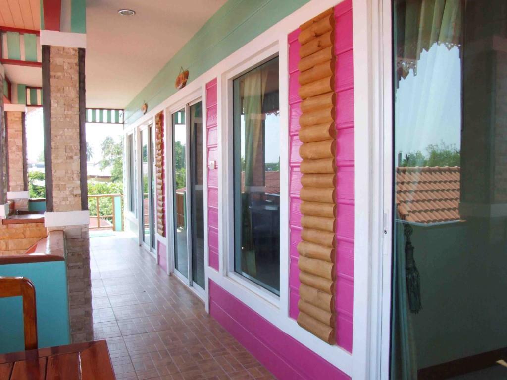 Hotel Baan Virog Koh Larn Exterior foto